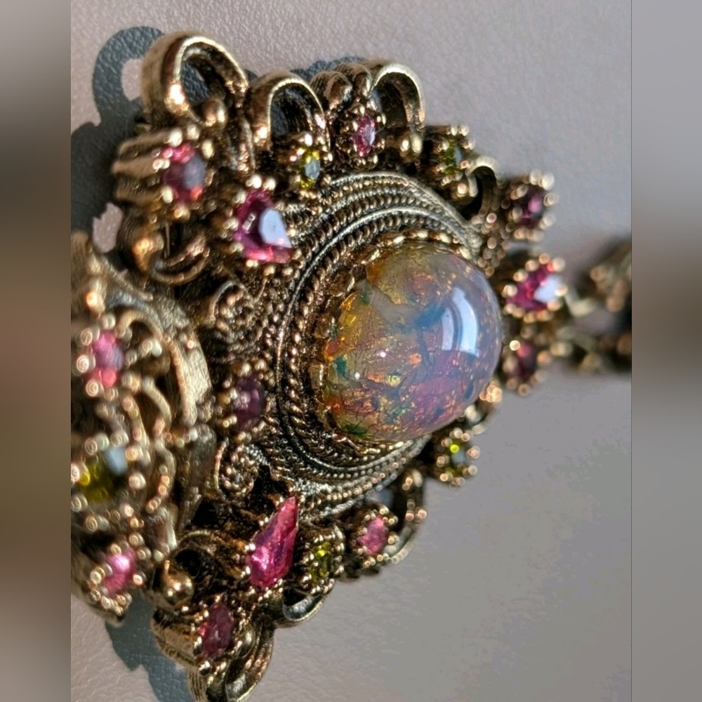 Vintage Sarah Coventry Contessa Brooch Victorian Crown Foil Rhinestones Pin - Picture 11 of 11